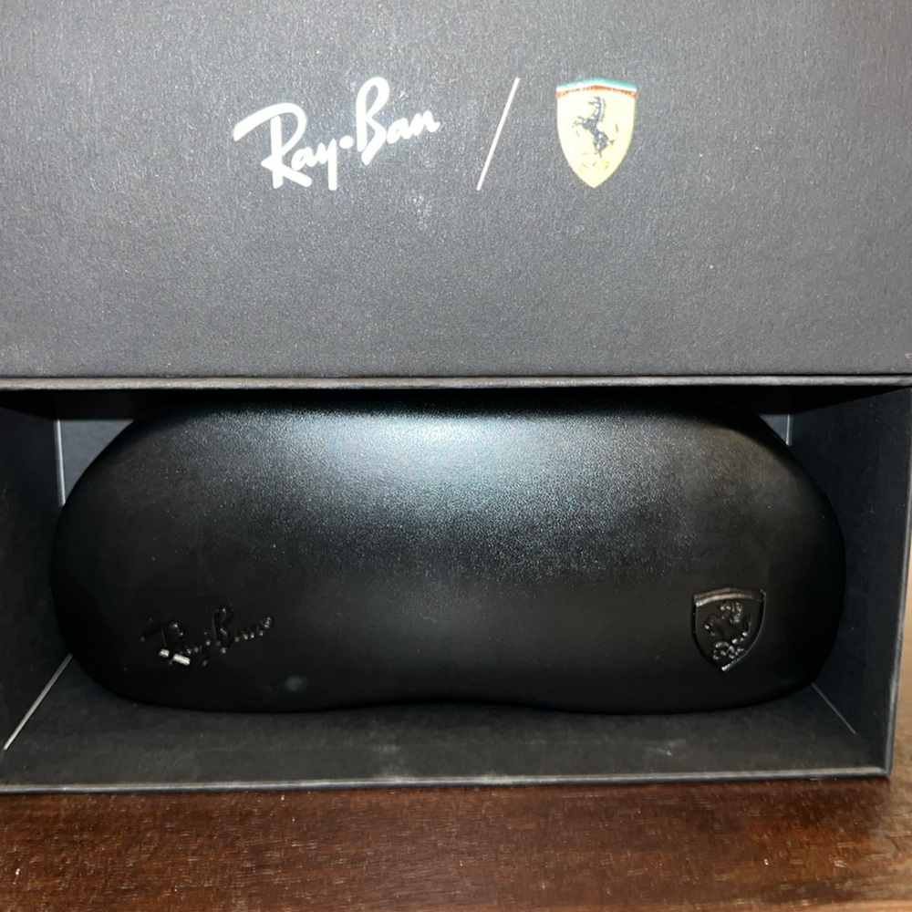 Ray-Ban Black Sunglasses Case with Ferrari Logo New 🩶🤍😎 - Picture 4 of 5
